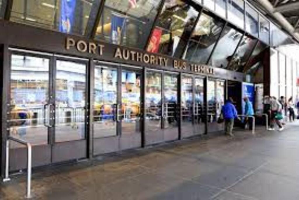 Act Now 40 Off! Stop Browsing Book 4Queen Bds Newark Bagian luar foto